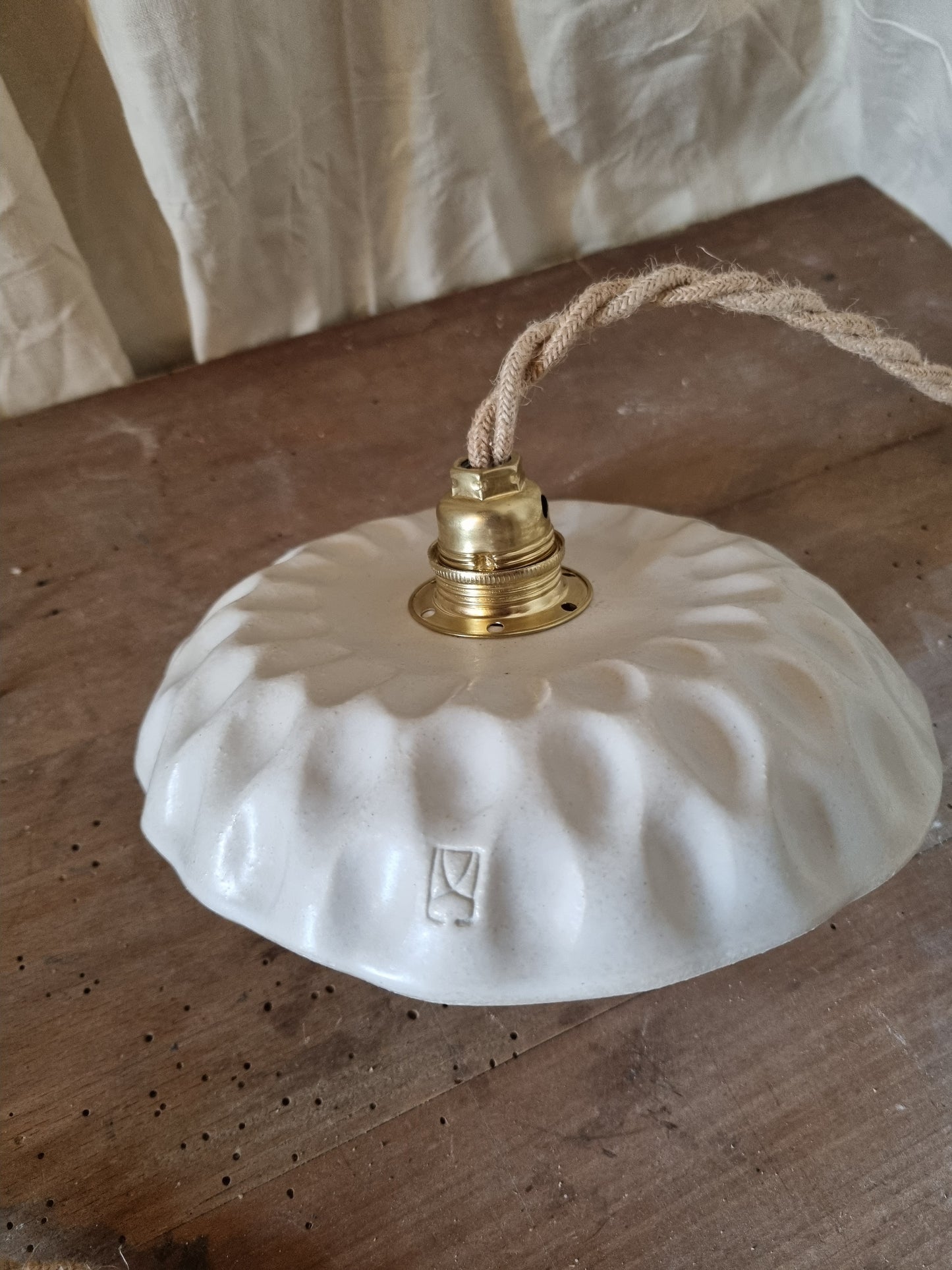 Petite baladeuse en grès