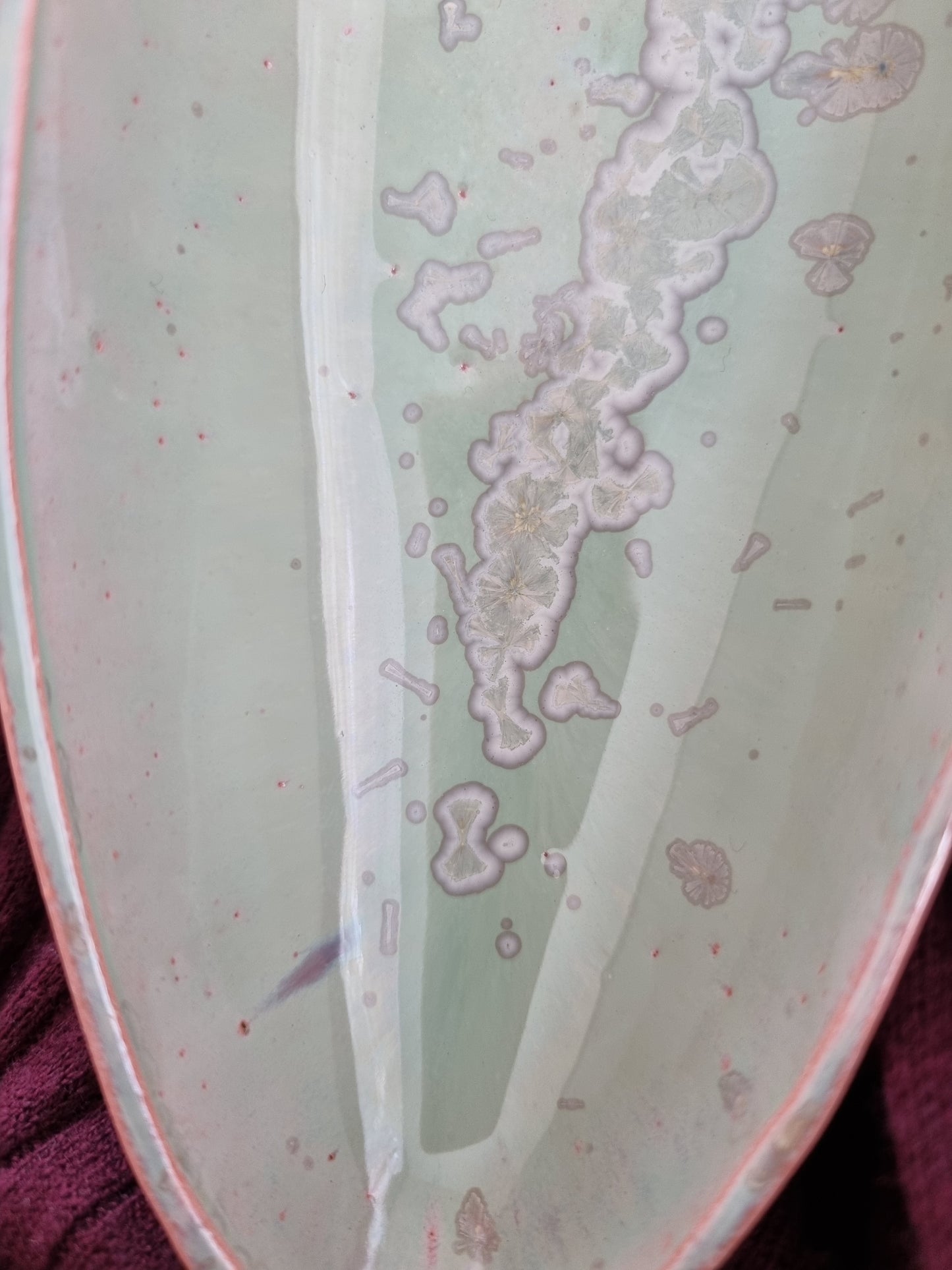 Coupelle engobe de porcelaine.