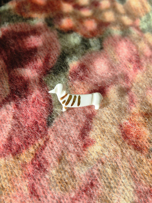 Petite broche Teckel