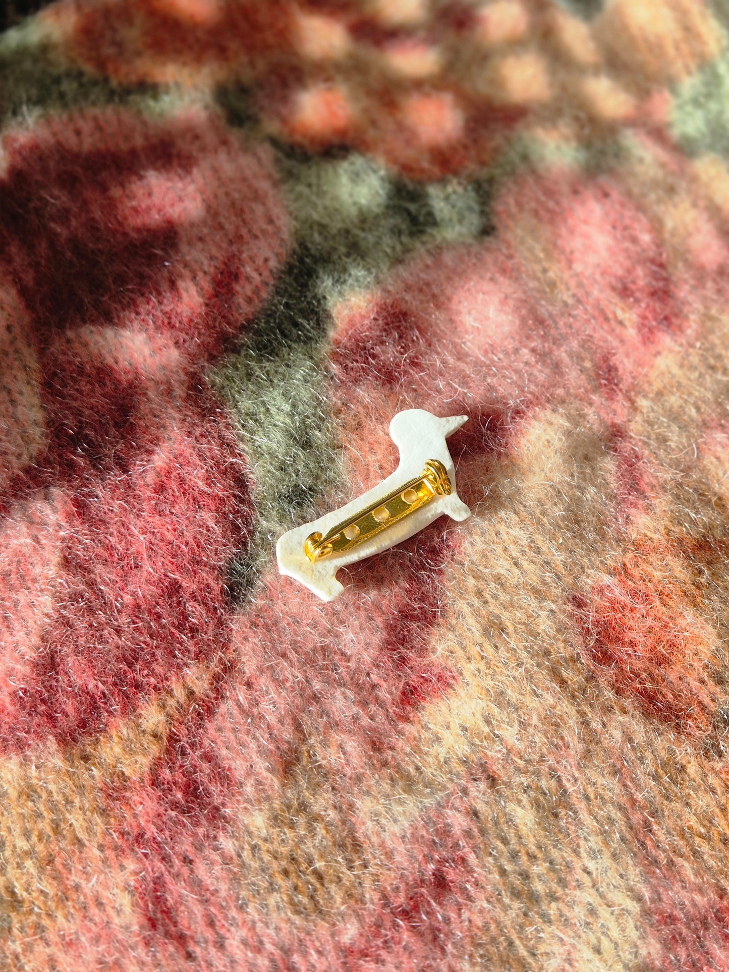 Grande broche Teckel