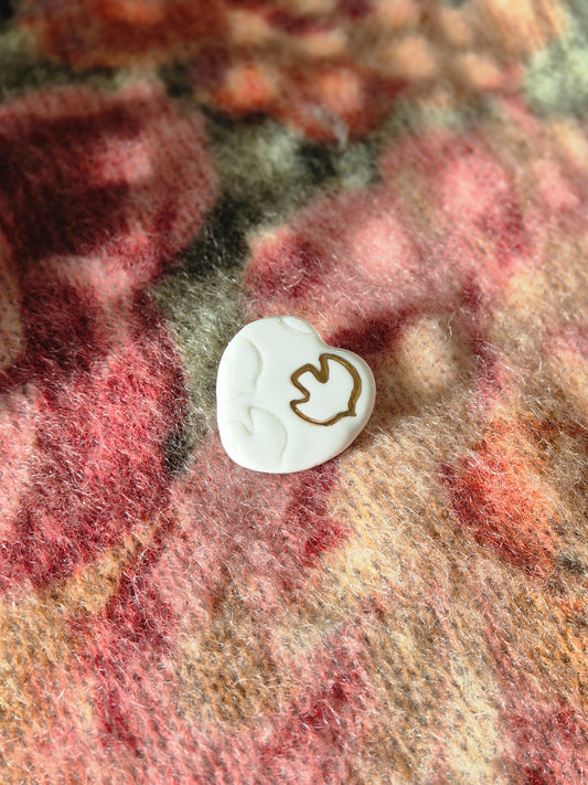 Broche cœur oiseaux dorés