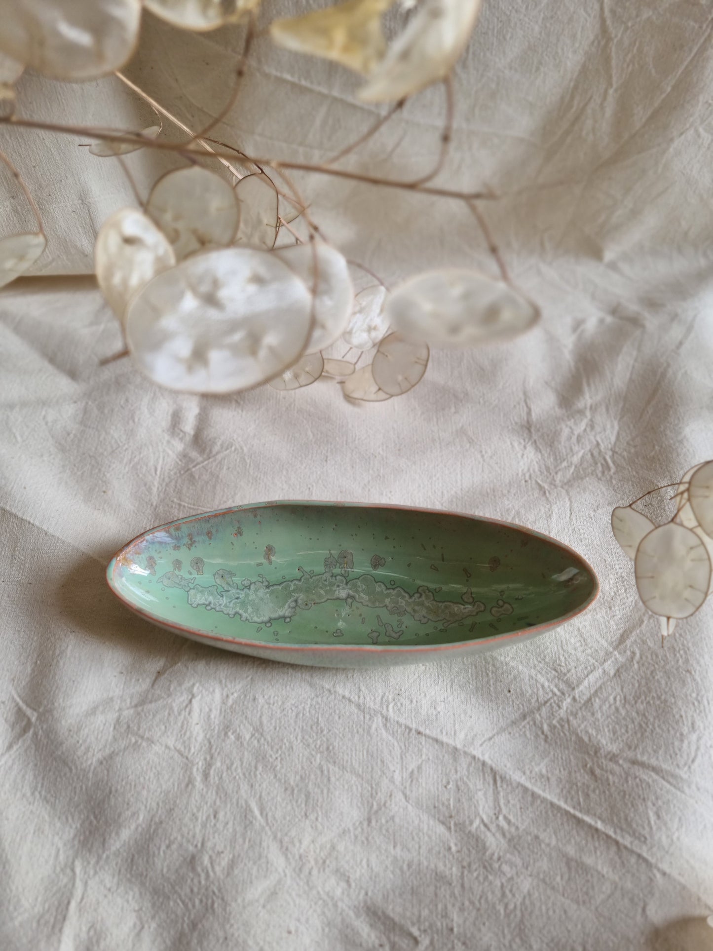 Coupelle engobe de porcelaine.